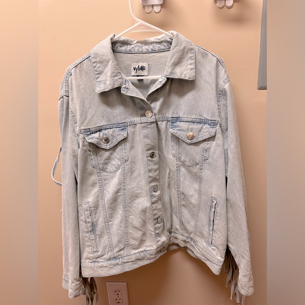 Boutique fringe denim jacket, sz medium